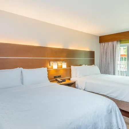 Holiday Inn Express Hotel & Suites Bradenton West By Ihg Extérieur photo